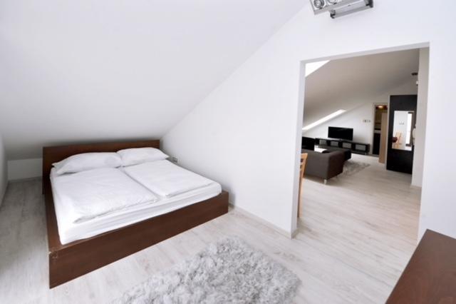 Ihome Apartment 2.0 Печ Экстерьер фото